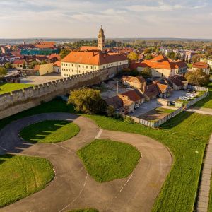 Zelená oáza pod hradbami. Skalica plánuje nový park a hľadá jeho podobu v súťaži