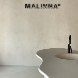 Malinna Store. Autorka: Nina Ford. Zdroj: Liquidfloors